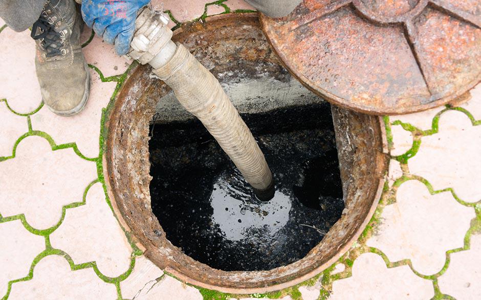 déboucheur toilette puissant Gambaiseuil